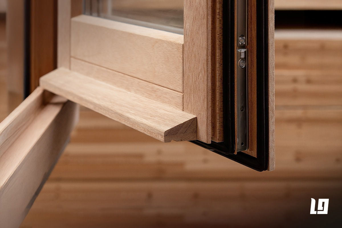 Meranti – Elegance and Durability by Lophira Glass!